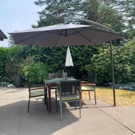 Ruime En Comfortabele Aan Bosrand Feriehus Lage Mierde