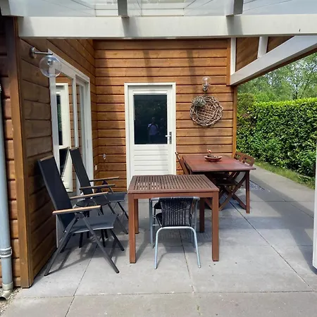 Ruime En Comfortabele Aan Bosrand Feriehus Lage Mierde