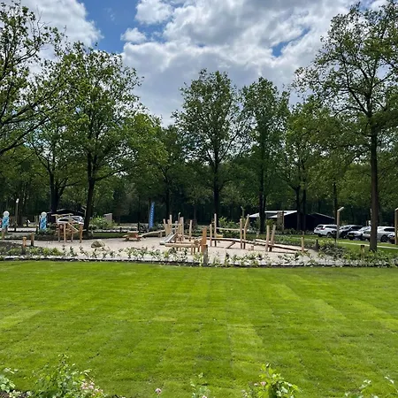 Ruime En Comfortabele Aan Bosrand Feriehus Lage Mierde