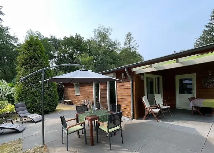 Ruime En Comfortabele Aan Bosrand Hébergement de vacances *