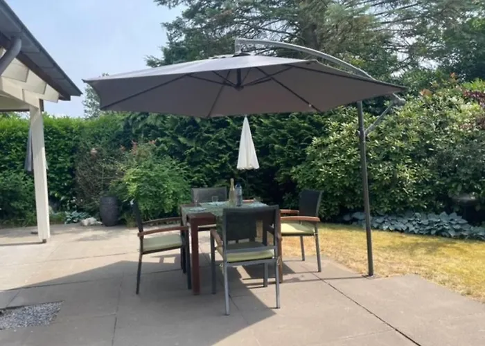 Ruime En Comfortabele Aan Bosrand 別荘 Lage Mierde