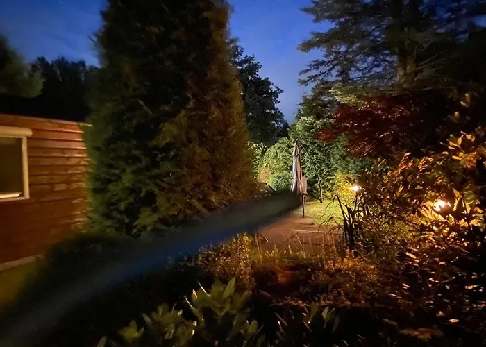 別荘 Ruime En Comfortabele Aan Bosrand