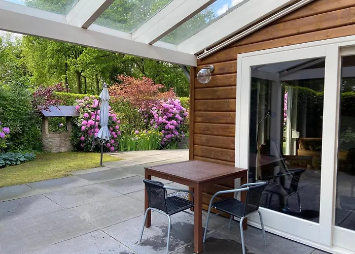 Ruime En Comfortabele Aan Bosrand 別荘 Lage Mierde