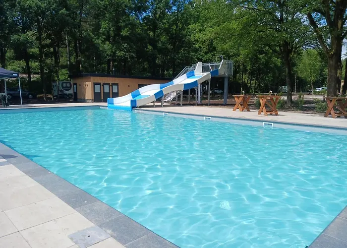 Hébergement de vacances Ruime En Comfortabele Aan Bosrand *