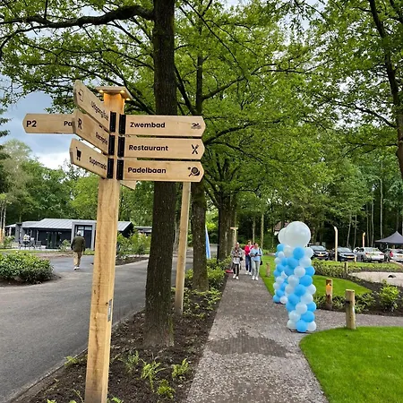 Ruime En Comfortabele Aan Bosrand